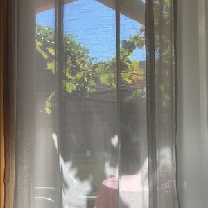 Meet your Posher, Donya